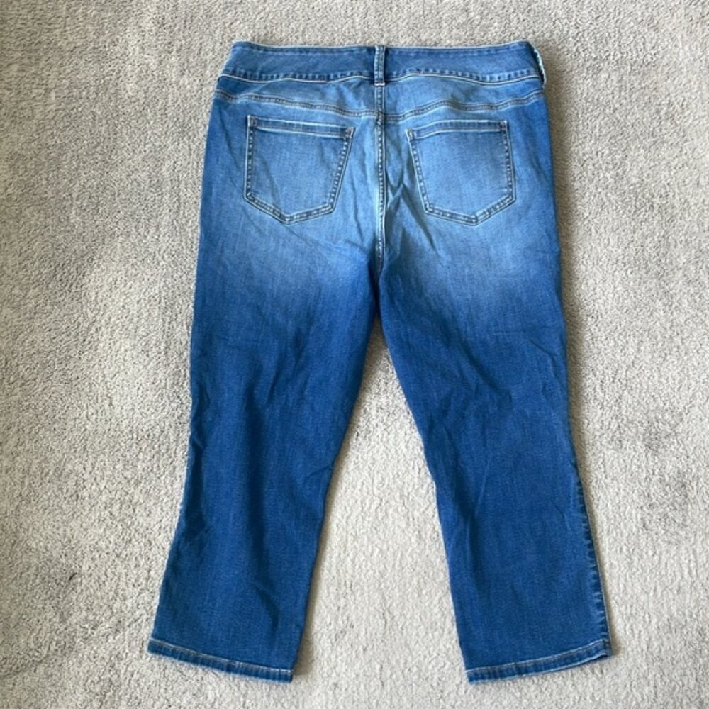EC Torrid Medium Wash Crop Jeggings - Size 16 - Picture 2 of 5